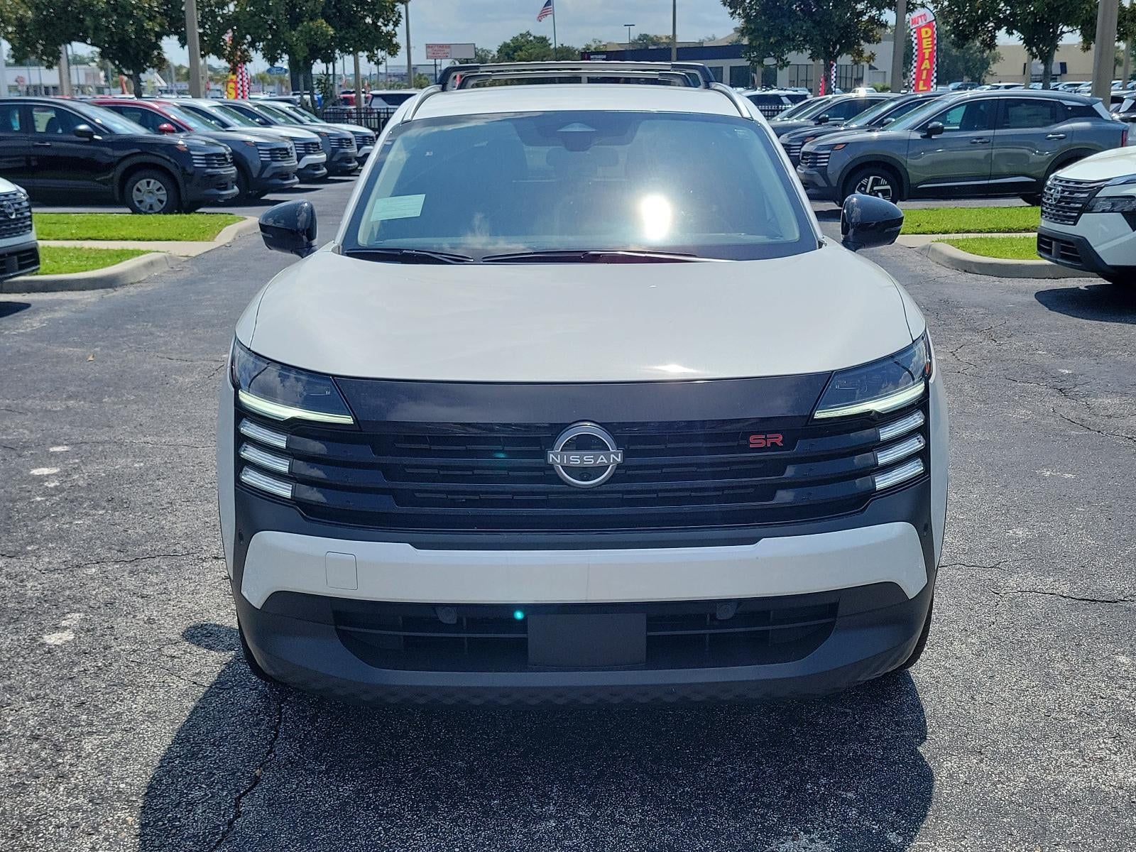2026 Nissan Kicks SR FWD