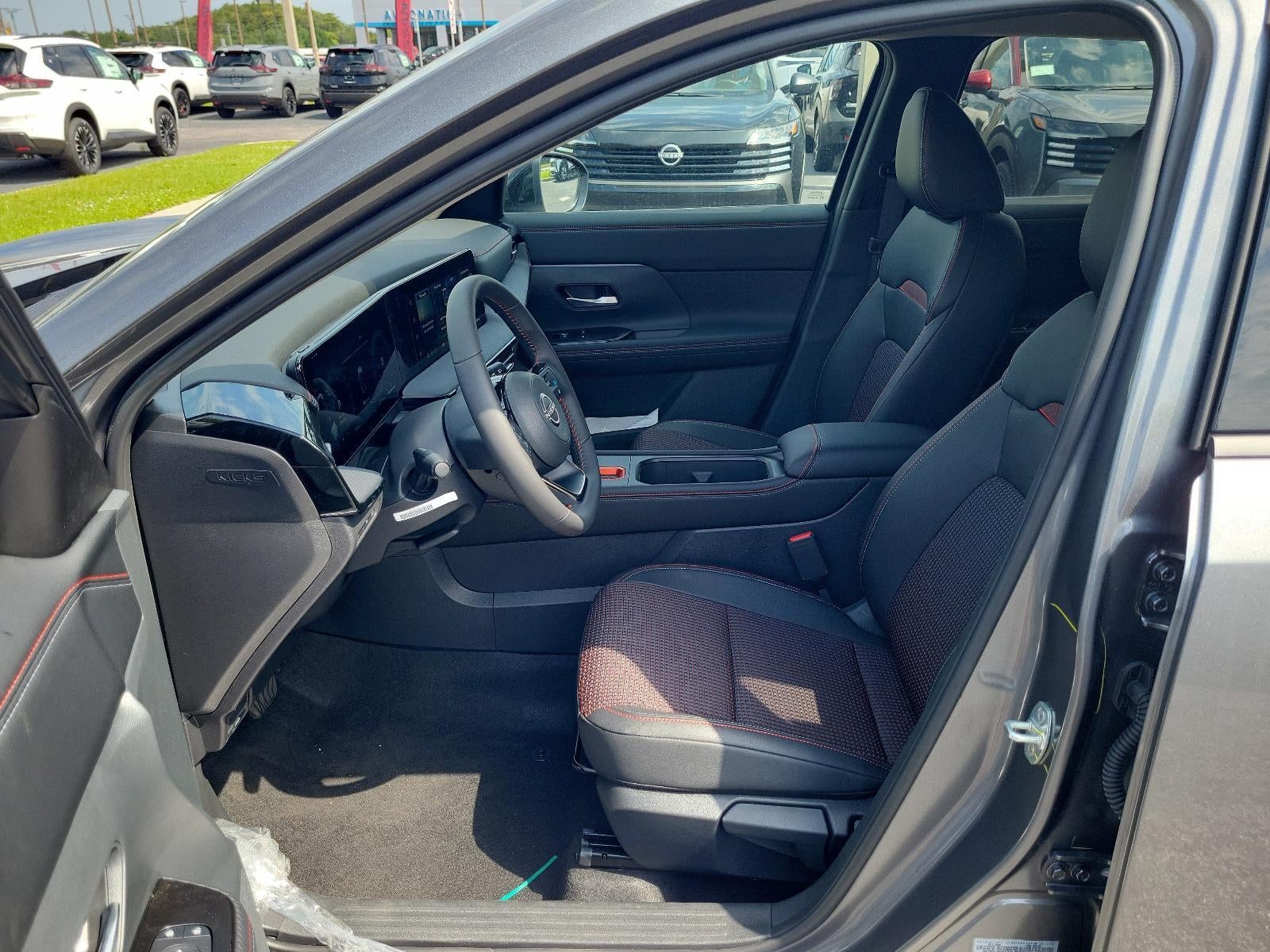 2026 Nissan Kicks SR FWD