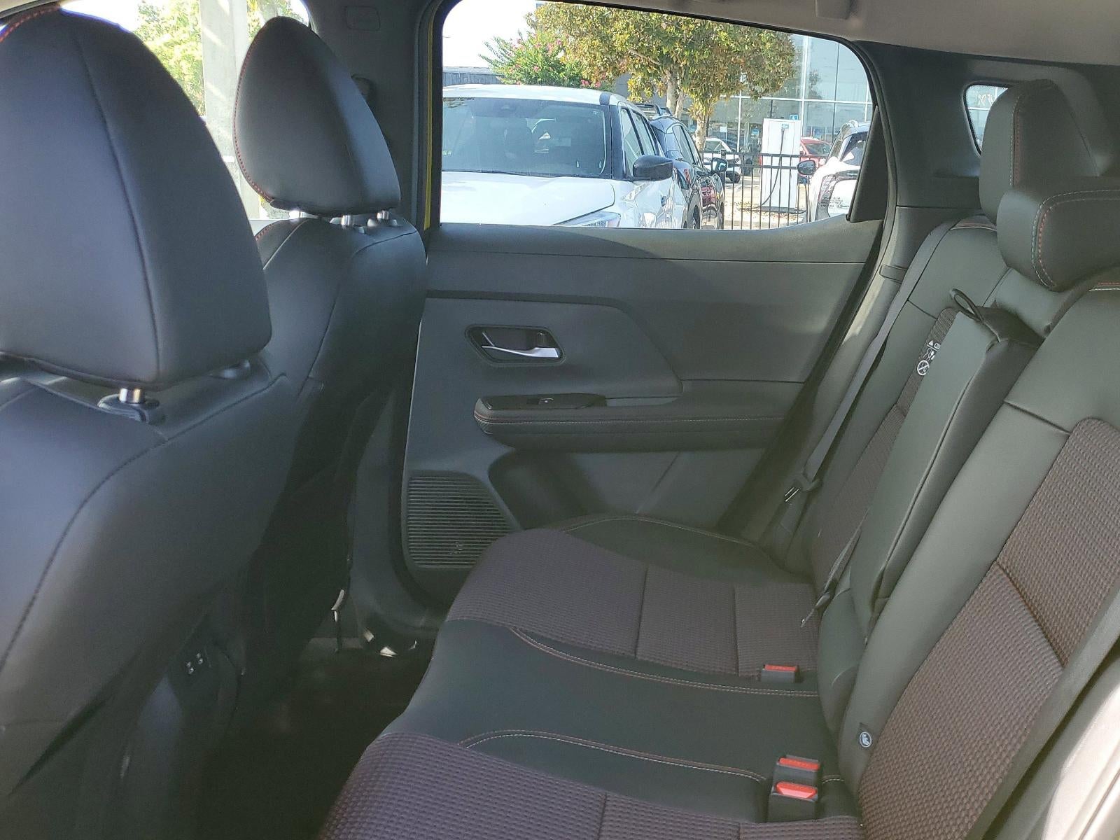 2025 Nissan Kicks SR FWD