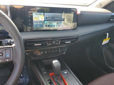 2025 Nissan Kicks SR FWD