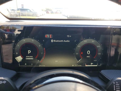 2026 Nissan Kicks SR FWD