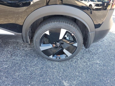 2026 Nissan Kicks SR FWD