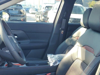 2026 Nissan Kicks SR FWD