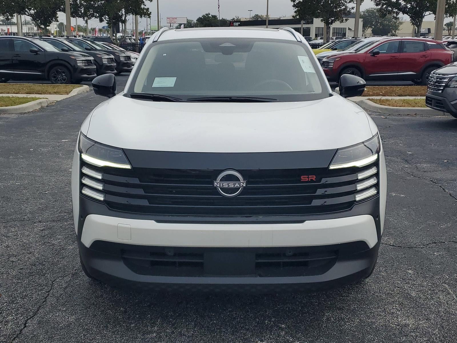 2026 Nissan Kicks SR FWD