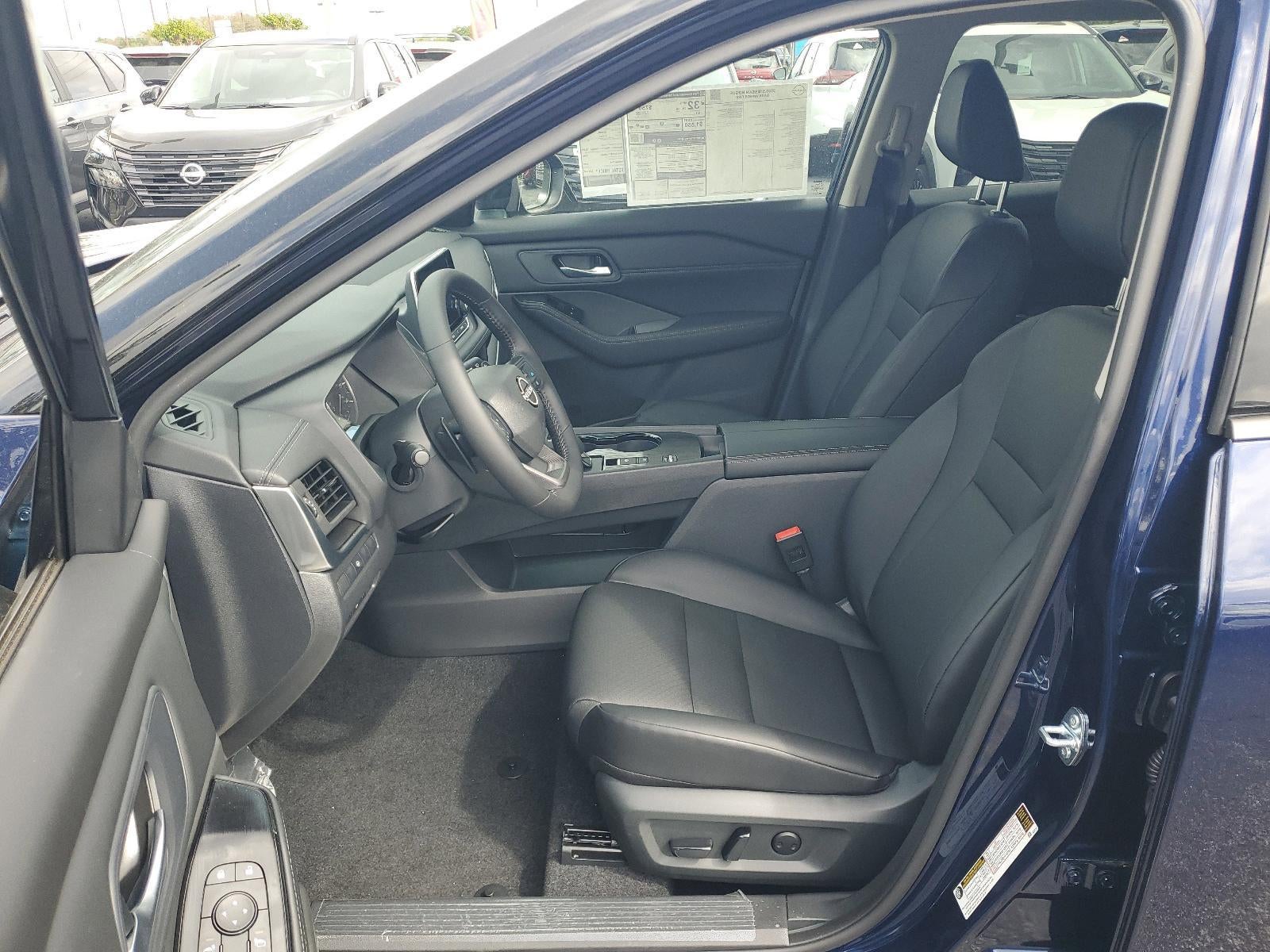 2026 Nissan Rogue 2026.5 FWD Dark Armor