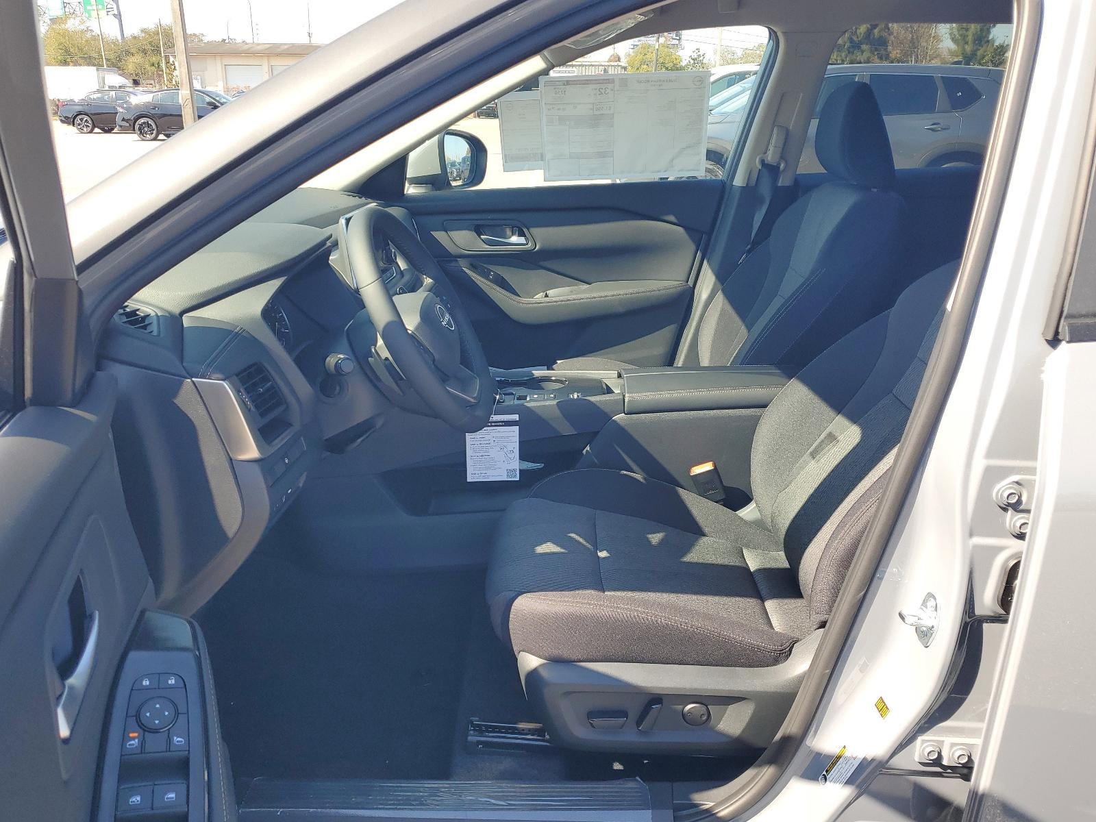 2026 Nissan Rogue 2026.5 FWD SV