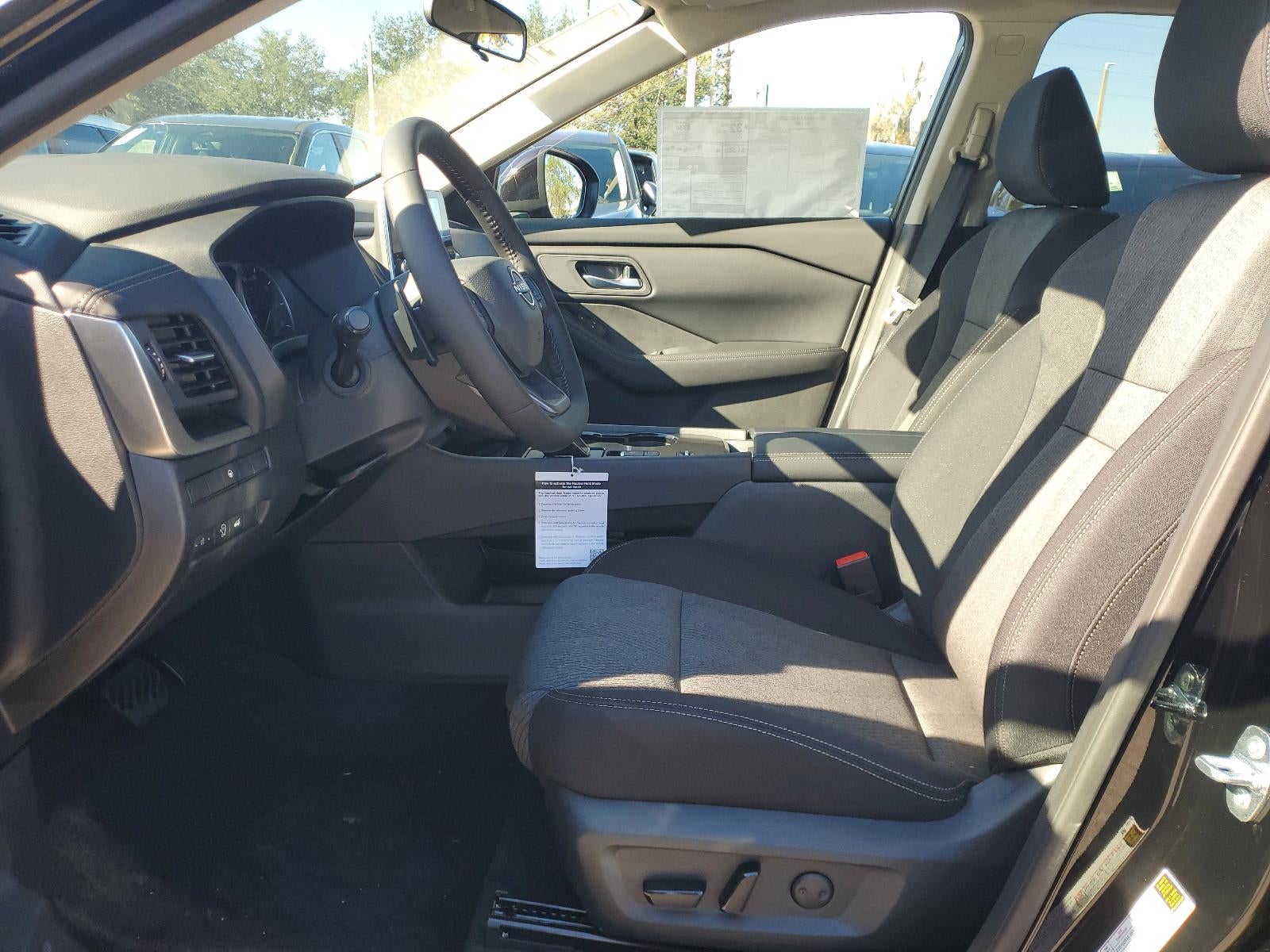 2026 Nissan Rogue FWD SV *Ltd Avail*