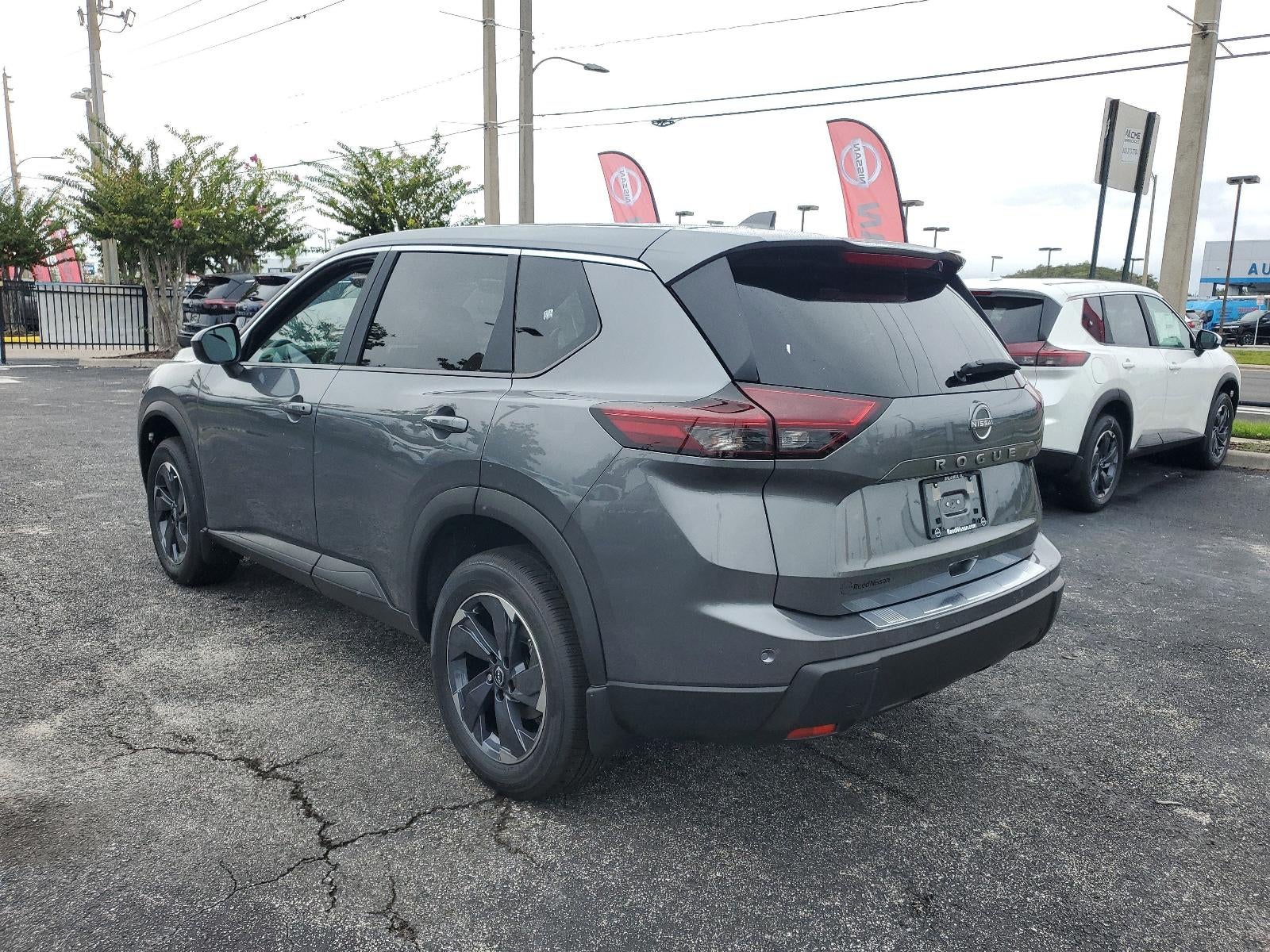 2026 Nissan Rogue FWD SV *Ltd Avail*