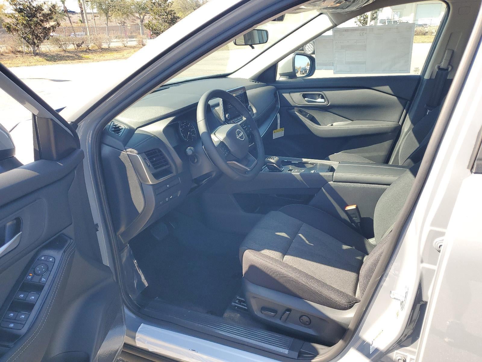 2026 Nissan Rogue 2026.5 FWD SV