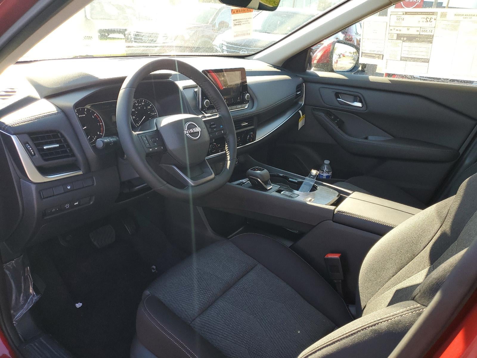 2026 Nissan Rogue FWD SV *Ltd Avail*