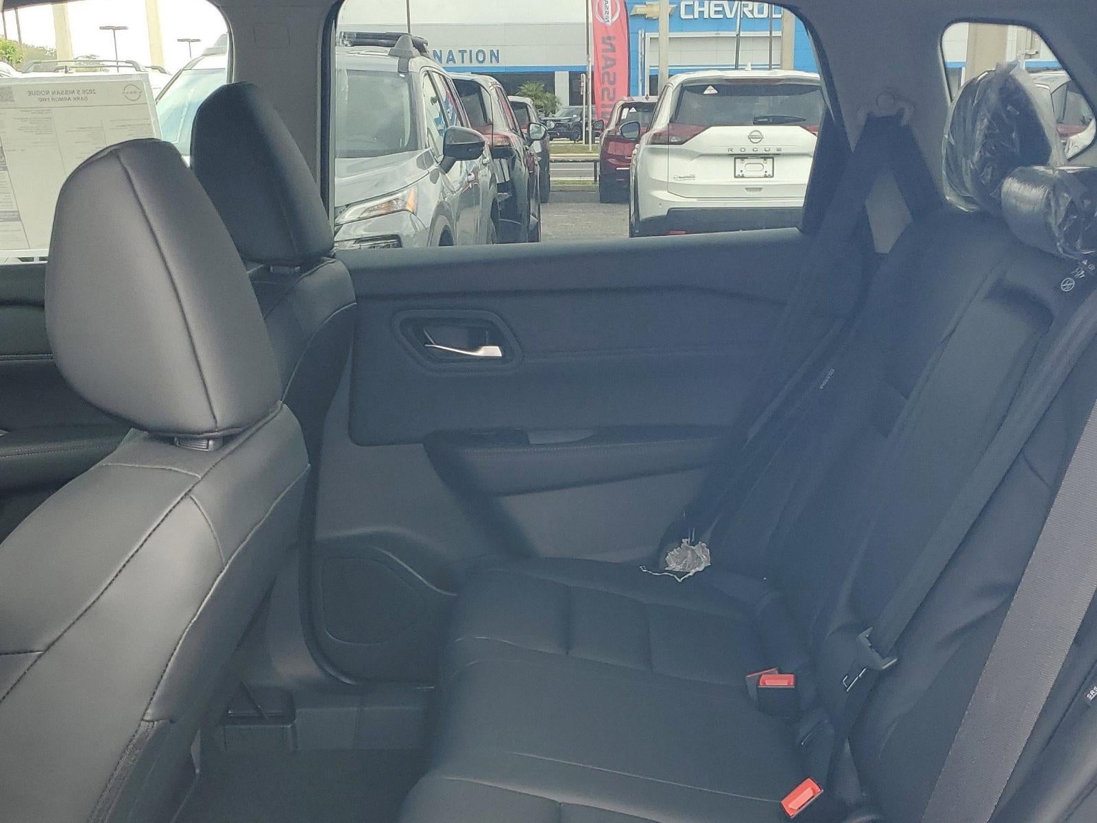 2026 Nissan Rogue 2026.5 FWD Dark Armor