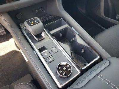 2026 Nissan Pathfinder SV 4WD