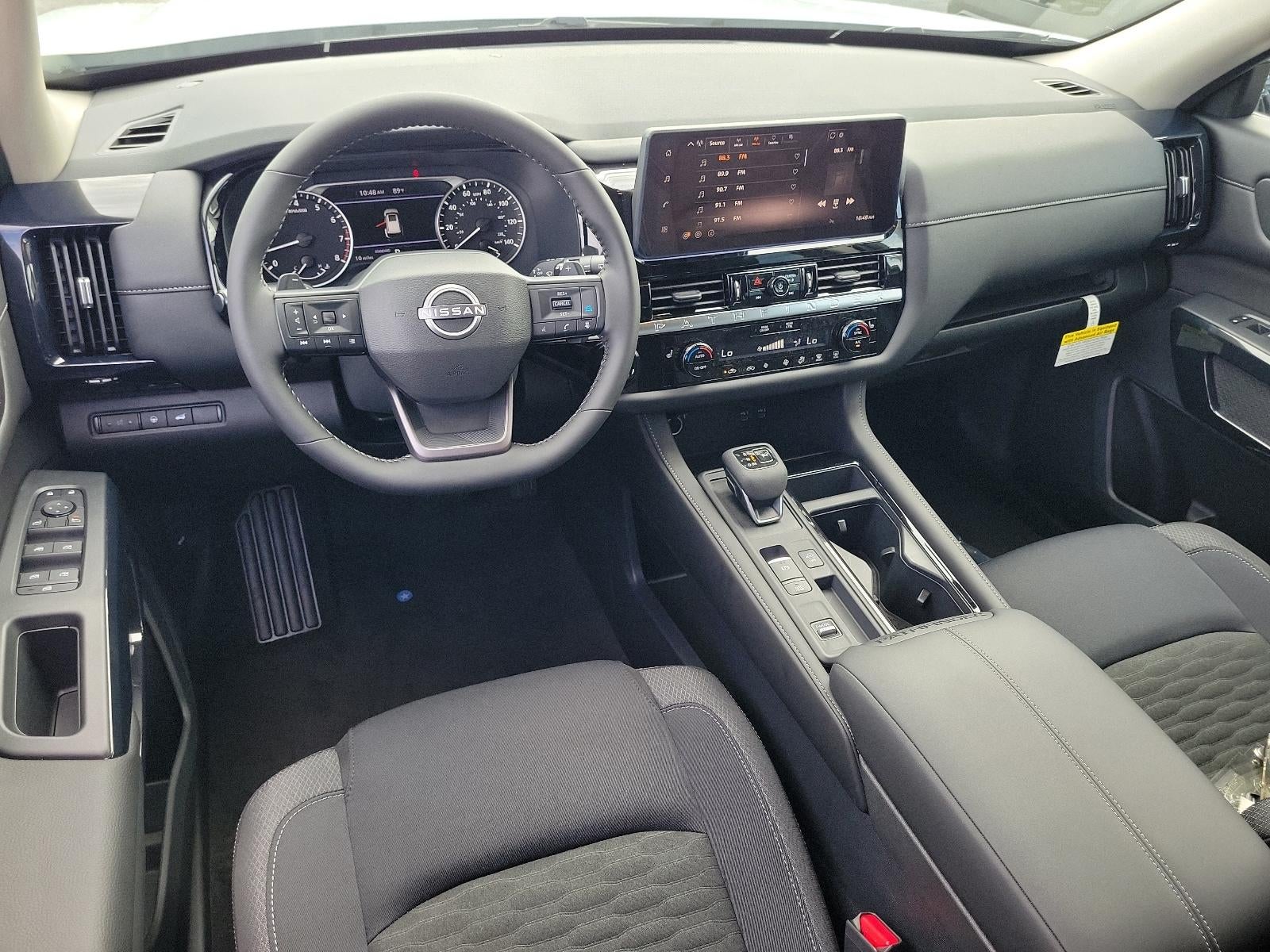 2026 Nissan Pathfinder SV 2WD