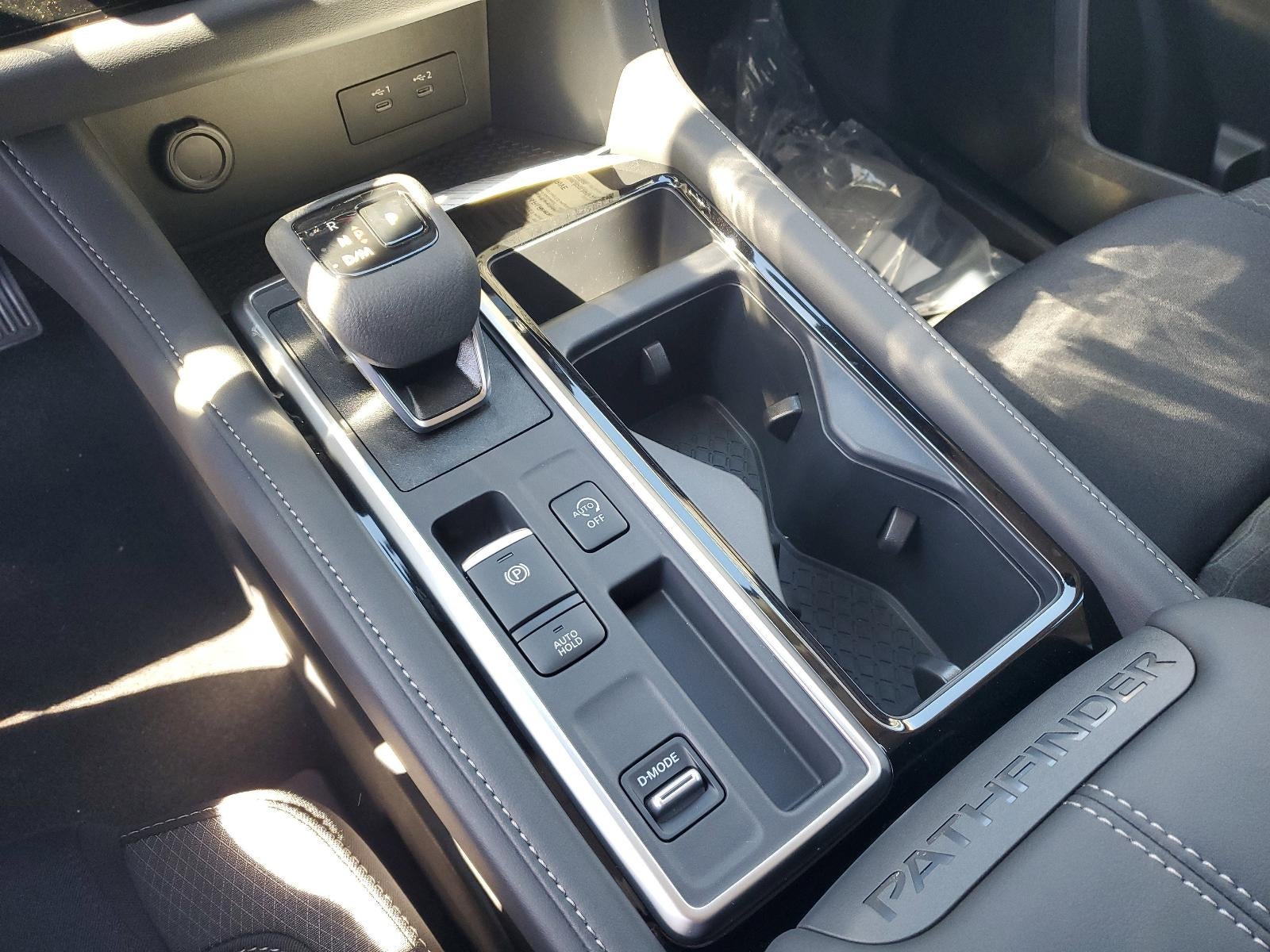 2026 Nissan Pathfinder SV 2WD