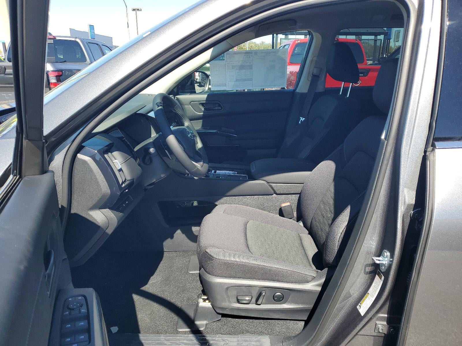 2026 Nissan Pathfinder SV 2WD