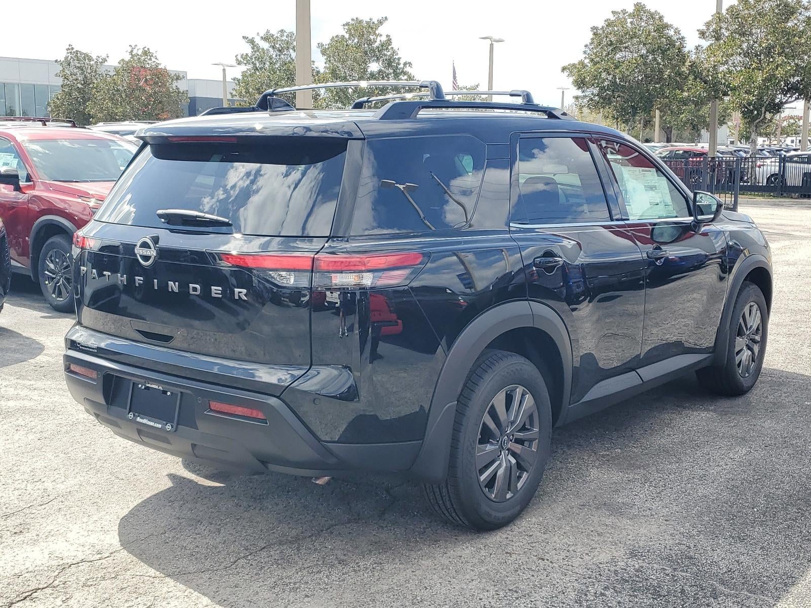 2026 Nissan Pathfinder SV 2WD