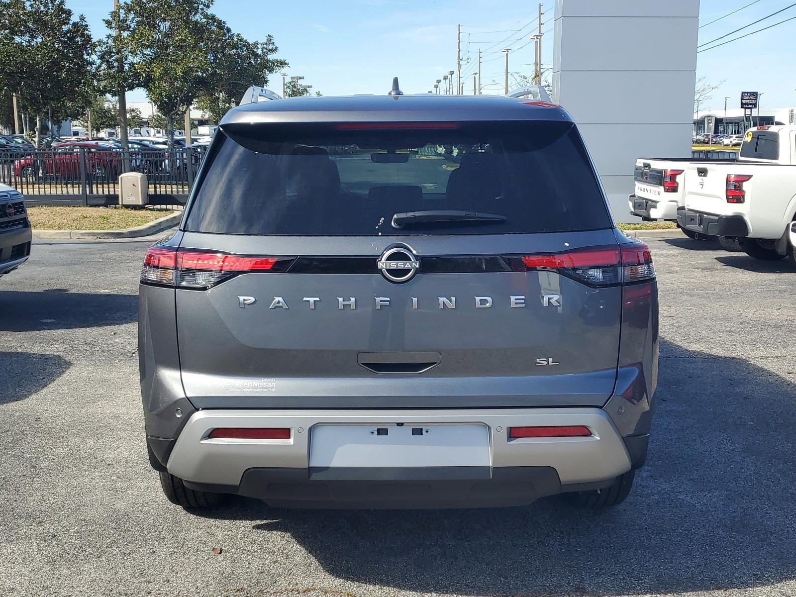 2025 Nissan Pathfinder SL 2WD