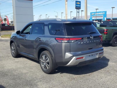 2025 Nissan Pathfinder SL 2WD