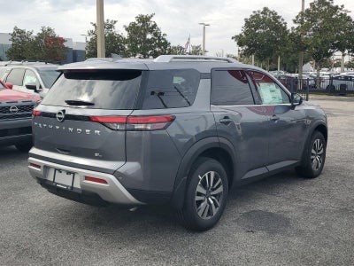 2025 Nissan Pathfinder SL 2WD