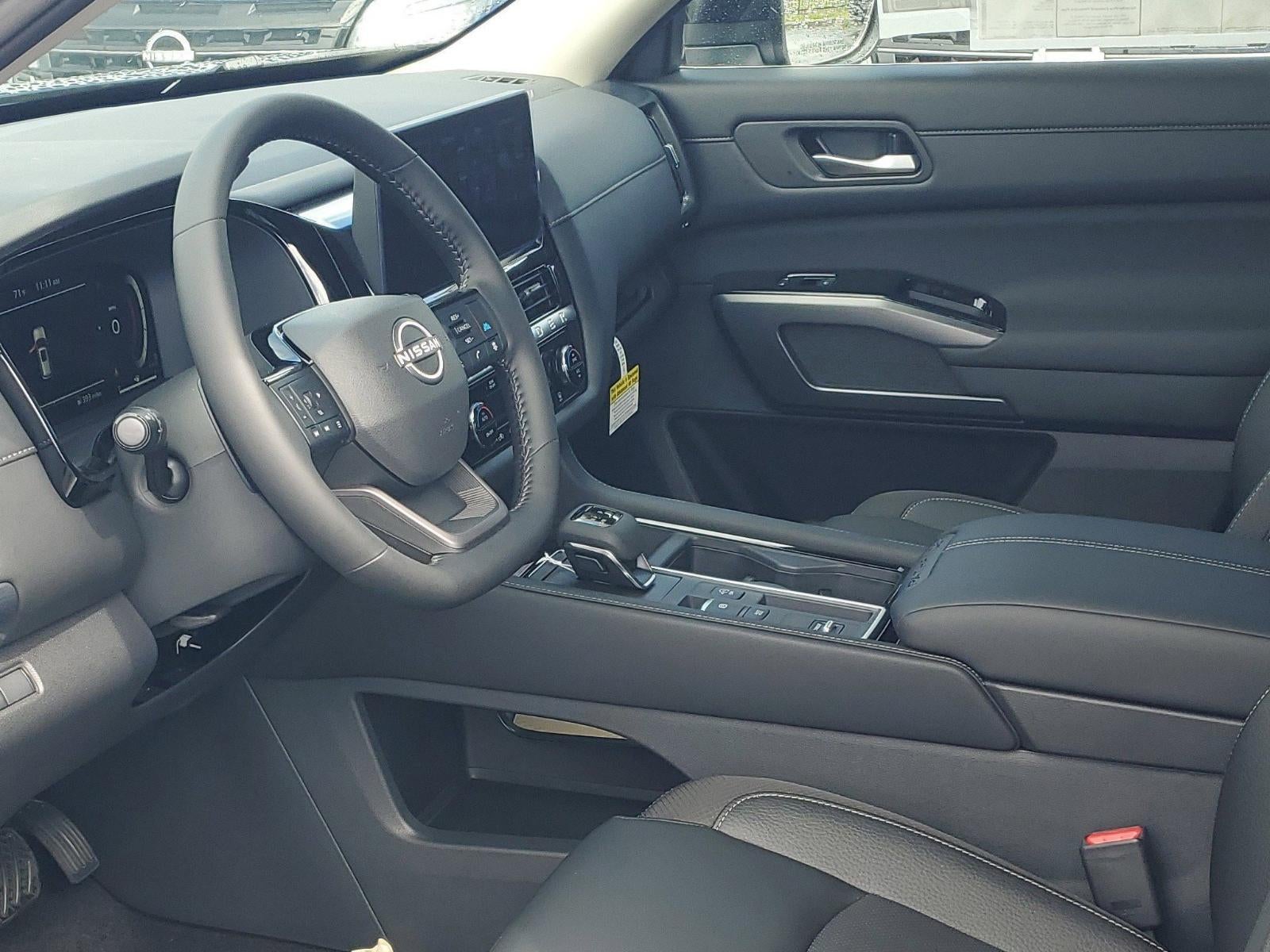 2026 Nissan Pathfinder SL 2WD