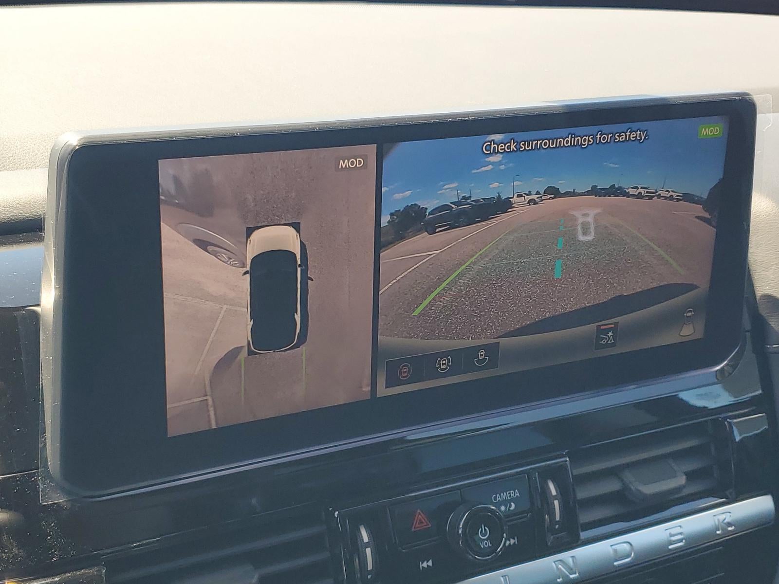 2026 Nissan Pathfinder SL 2WD