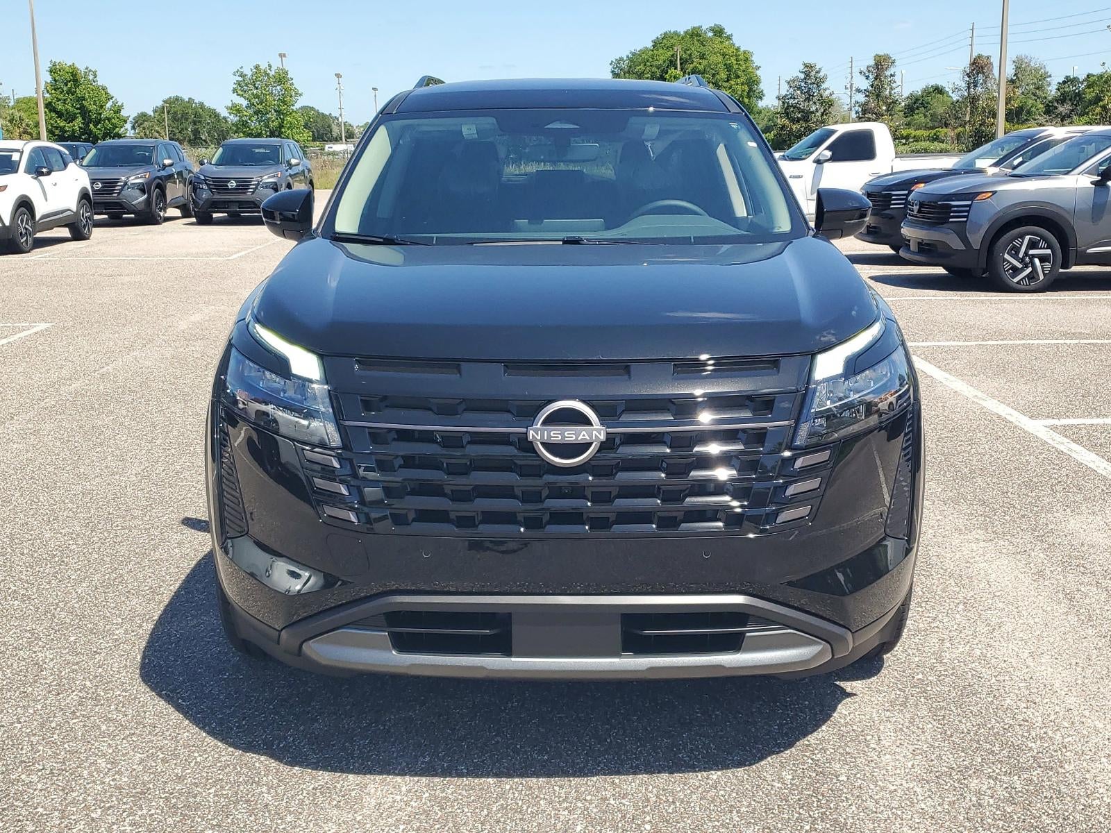 2026 Nissan Pathfinder SL 2WD