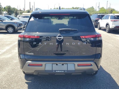 2026 Nissan Pathfinder SL 2WD