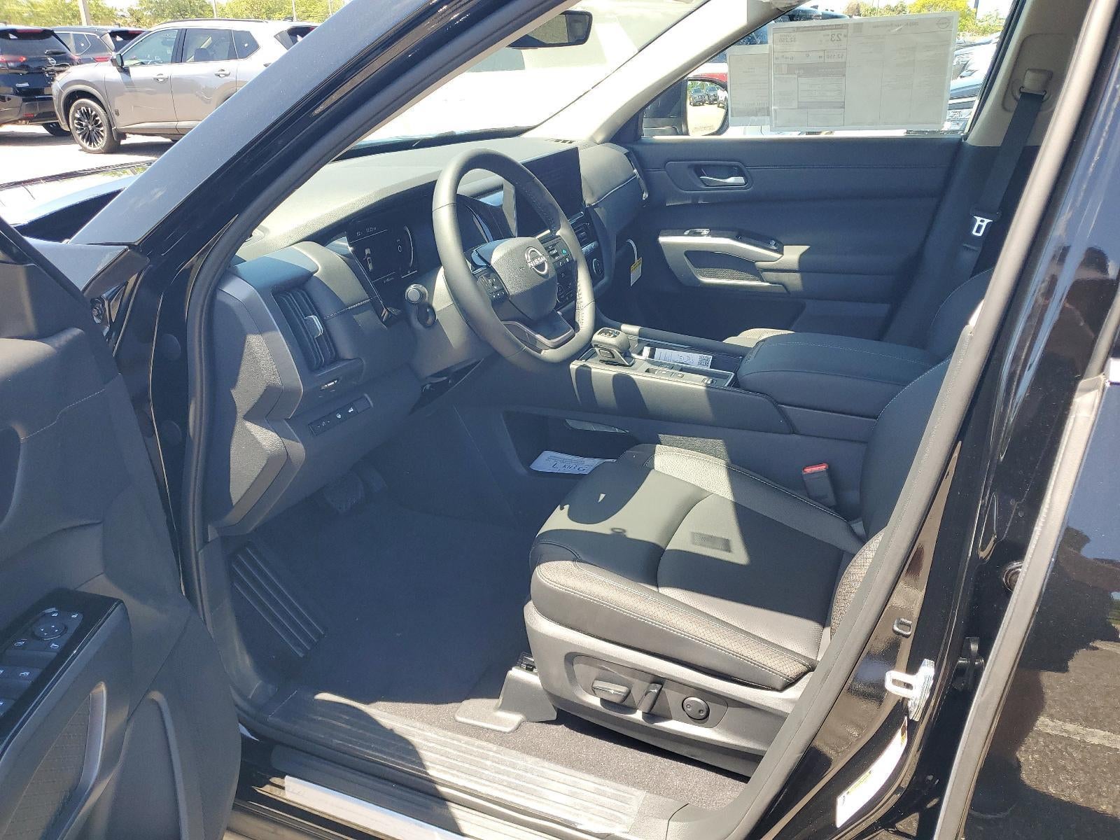 2026 Nissan Pathfinder SL 2WD