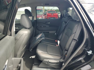 2026 Nissan Pathfinder SL 2WD