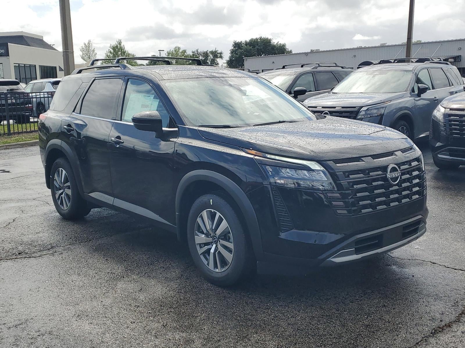 2026 Nissan Pathfinder SL 2WD