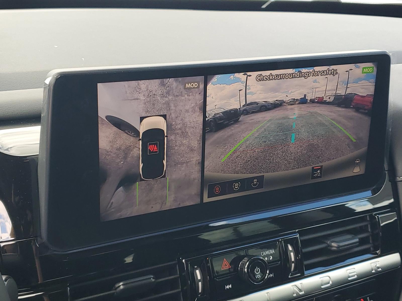 2026 Nissan Pathfinder SL 2WD