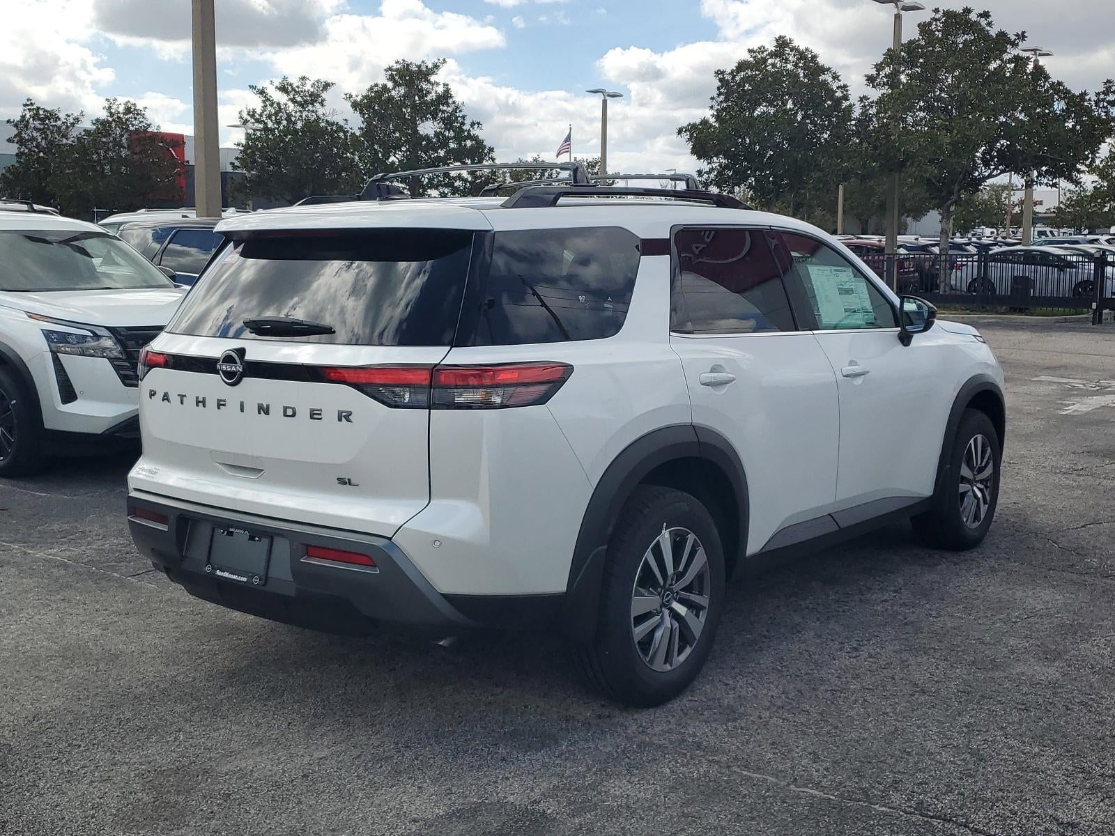 2026 Nissan Pathfinder SL 2WD