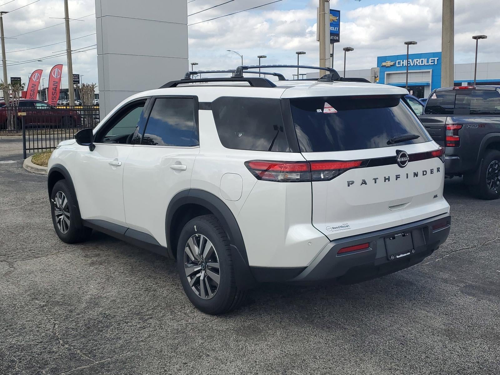 2026 Nissan Pathfinder SL 2WD