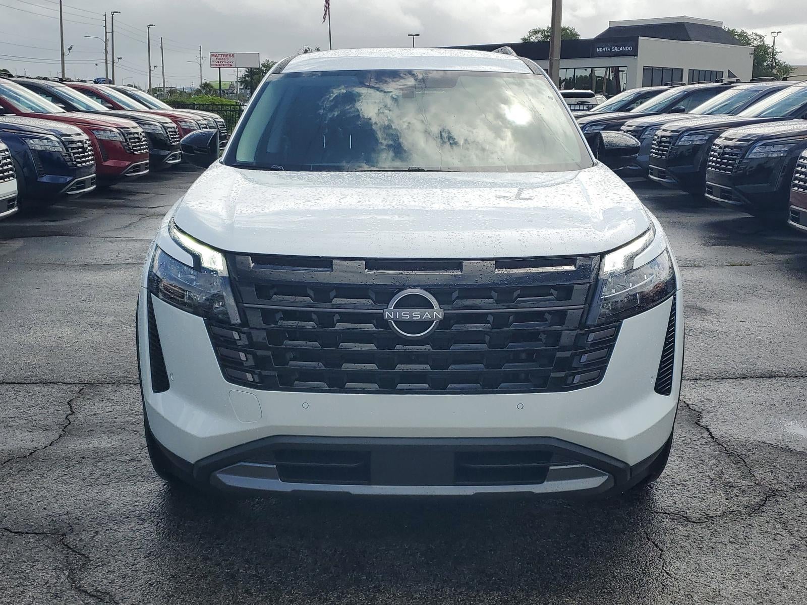 2026 Nissan Pathfinder SL 2WD