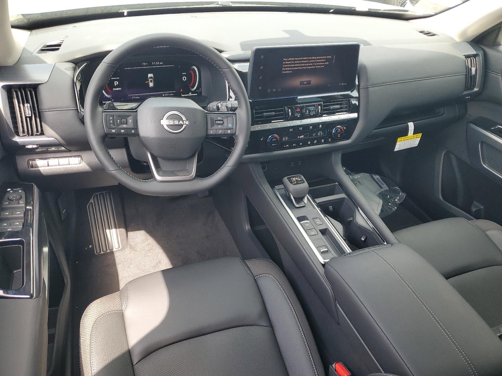 2026 Nissan Pathfinder SL 2WD