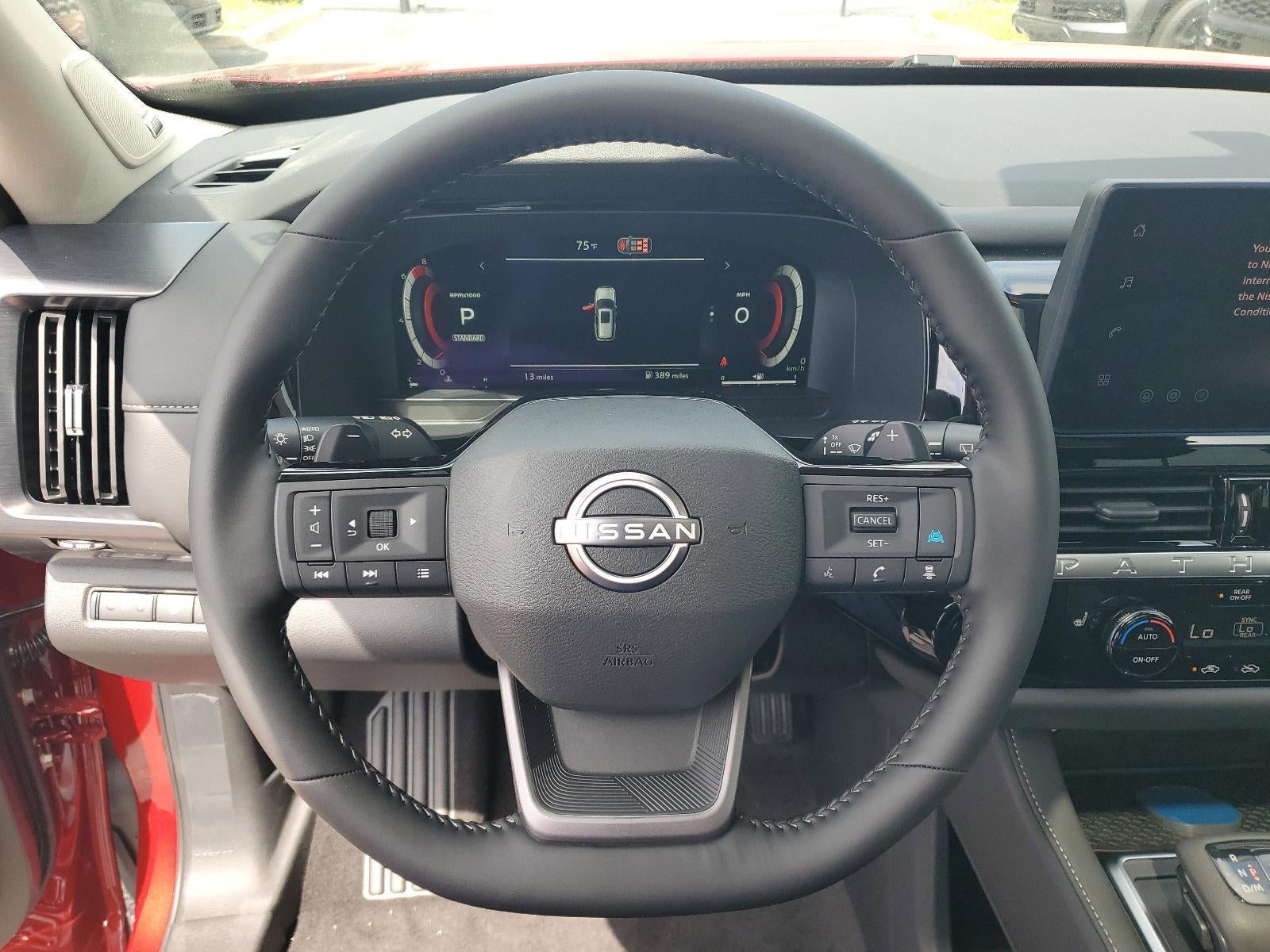 2026 Nissan Pathfinder SL 2WD