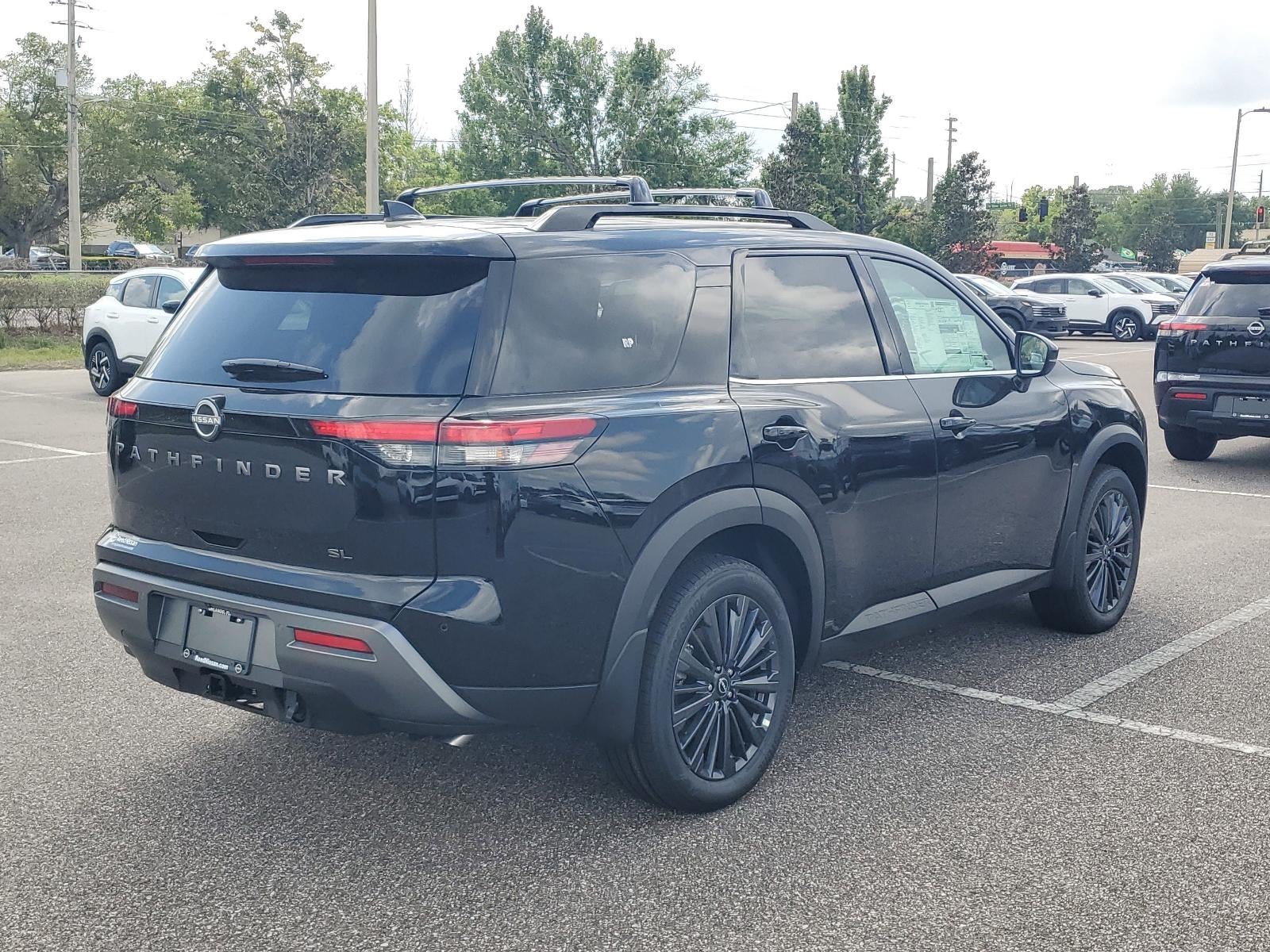 2026 Nissan Pathfinder SL 2WD