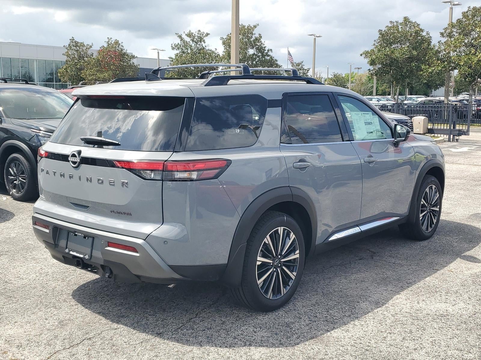 2026 Nissan Pathfinder Platinum 2WD