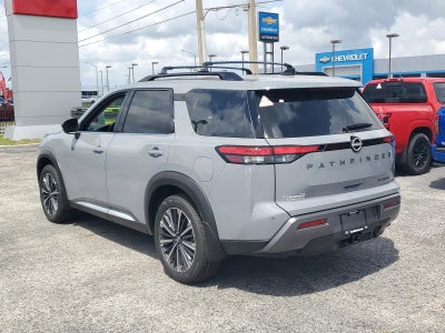 2026 Nissan Pathfinder Platinum 2WD