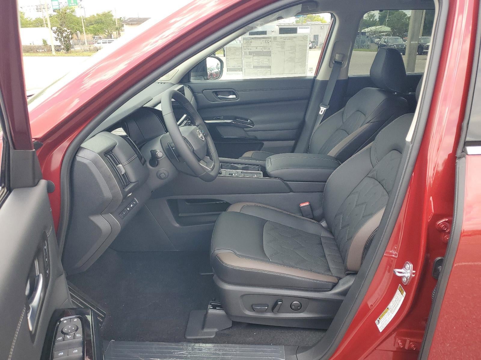 2026 Nissan Pathfinder Platinum 2WD