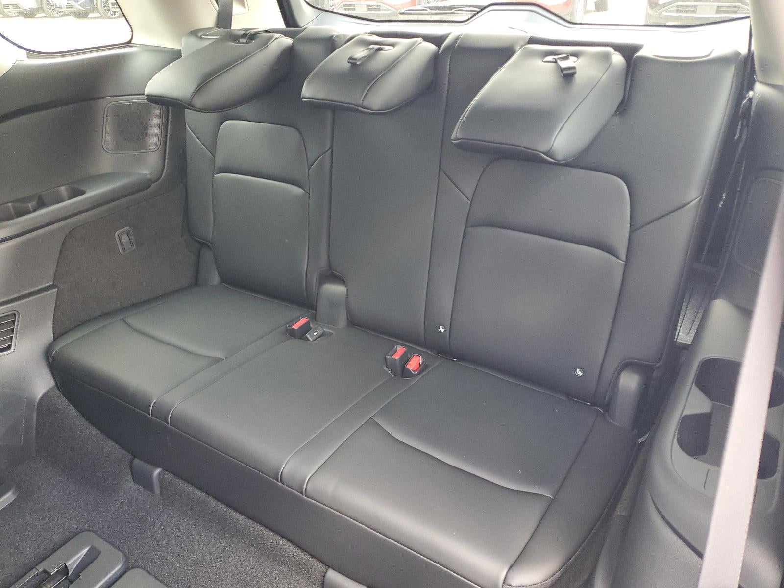 2026 Nissan Pathfinder Platinum 2WD
