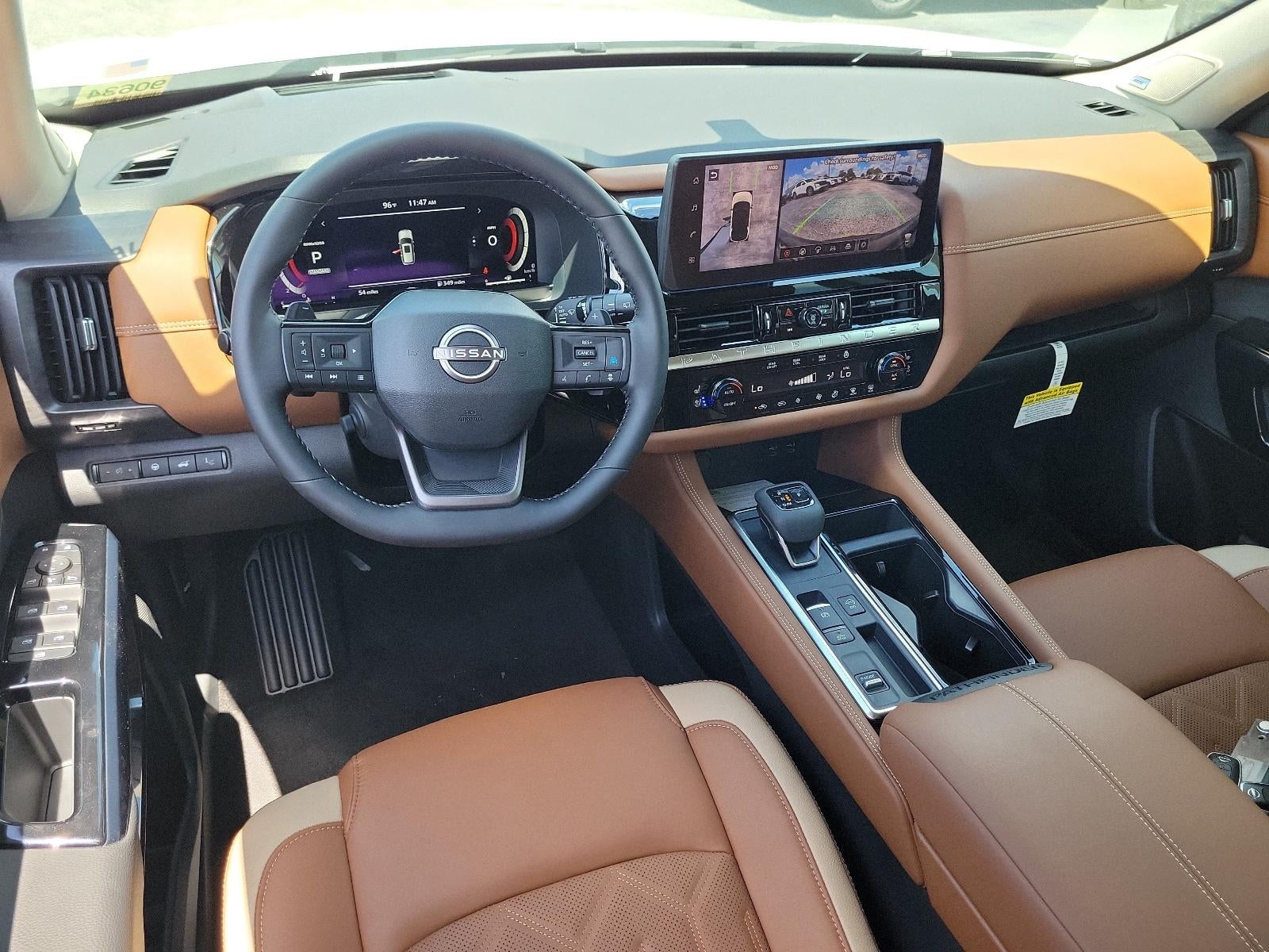 2026 Nissan Pathfinder Platinum 2WD