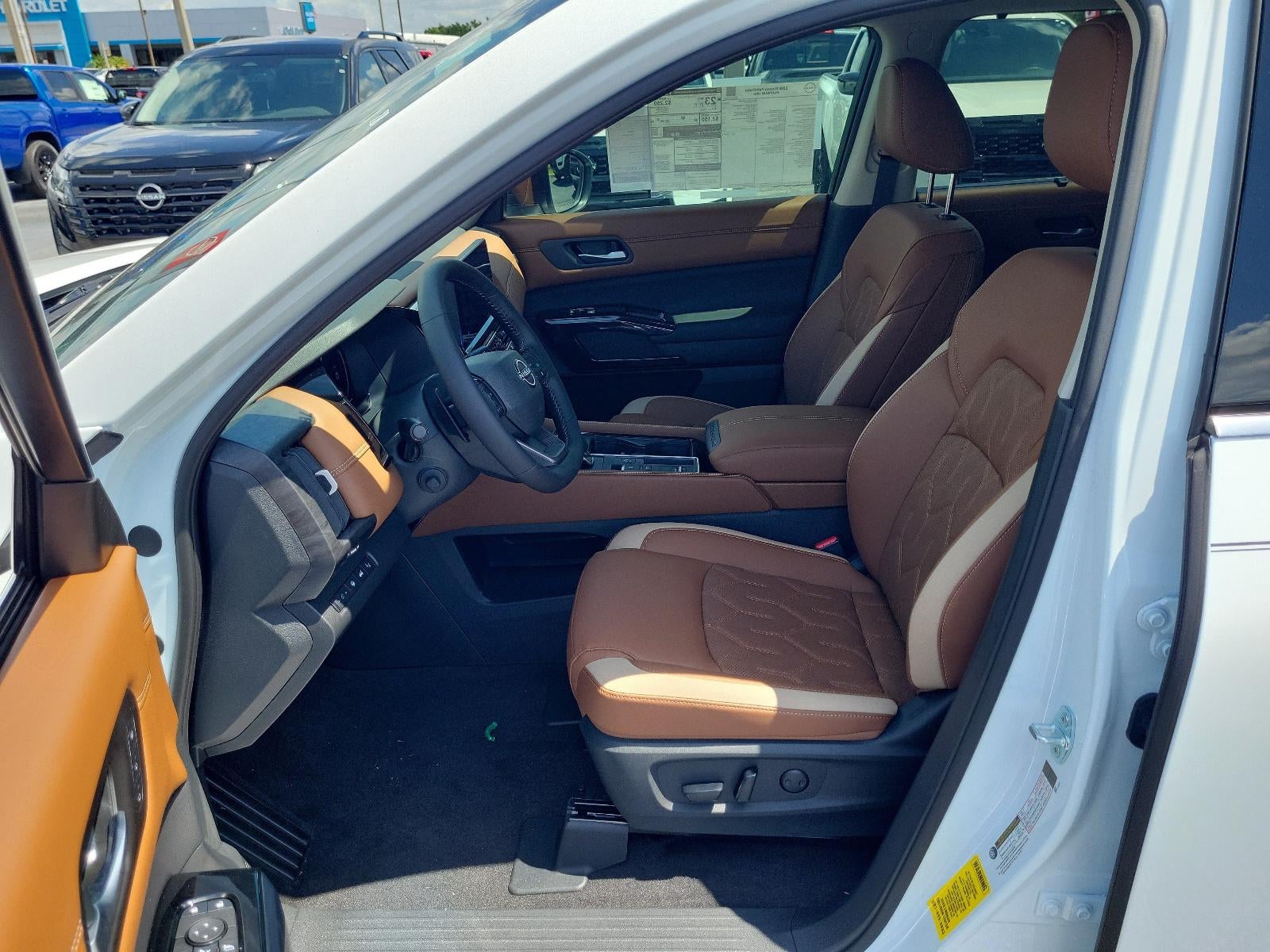 2026 Nissan Pathfinder Platinum 2WD