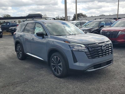 2026 Nissan Pathfinder Platinum 2WD