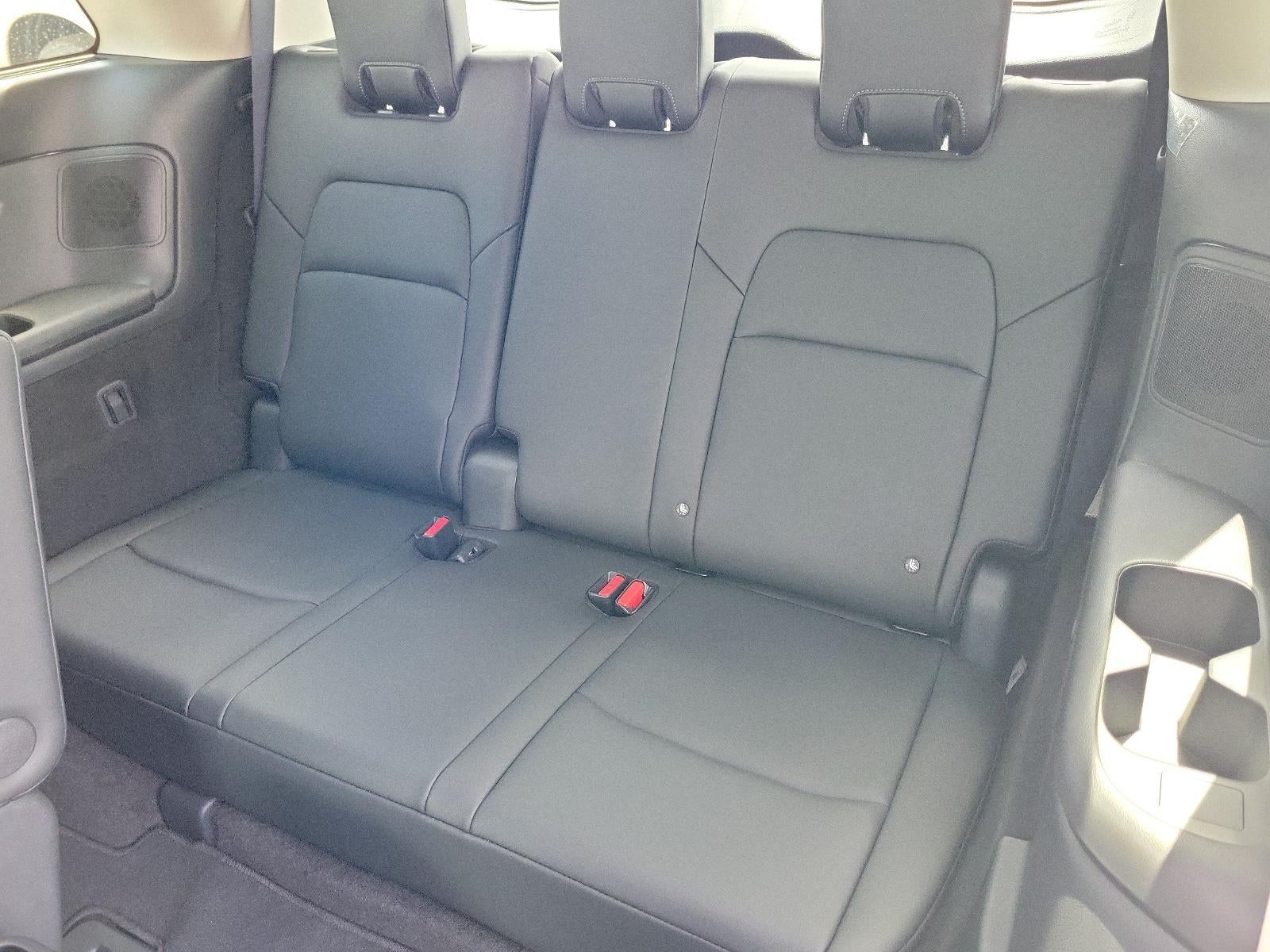 2026 Nissan Pathfinder Platinum 2WD