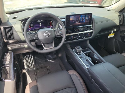 2026 Nissan Pathfinder Platinum 2WD