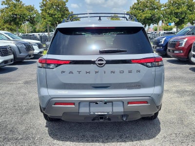 2026 Nissan Pathfinder Platinum 2WD