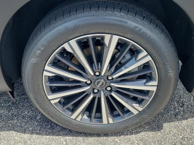 2026 Nissan Pathfinder Platinum 2WD