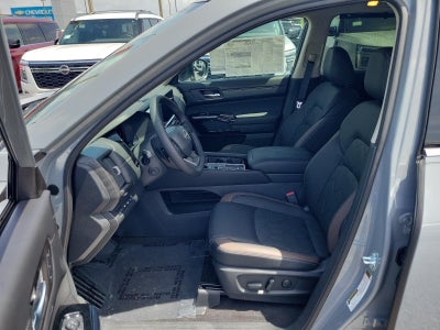 2026 Nissan Pathfinder Platinum 2WD