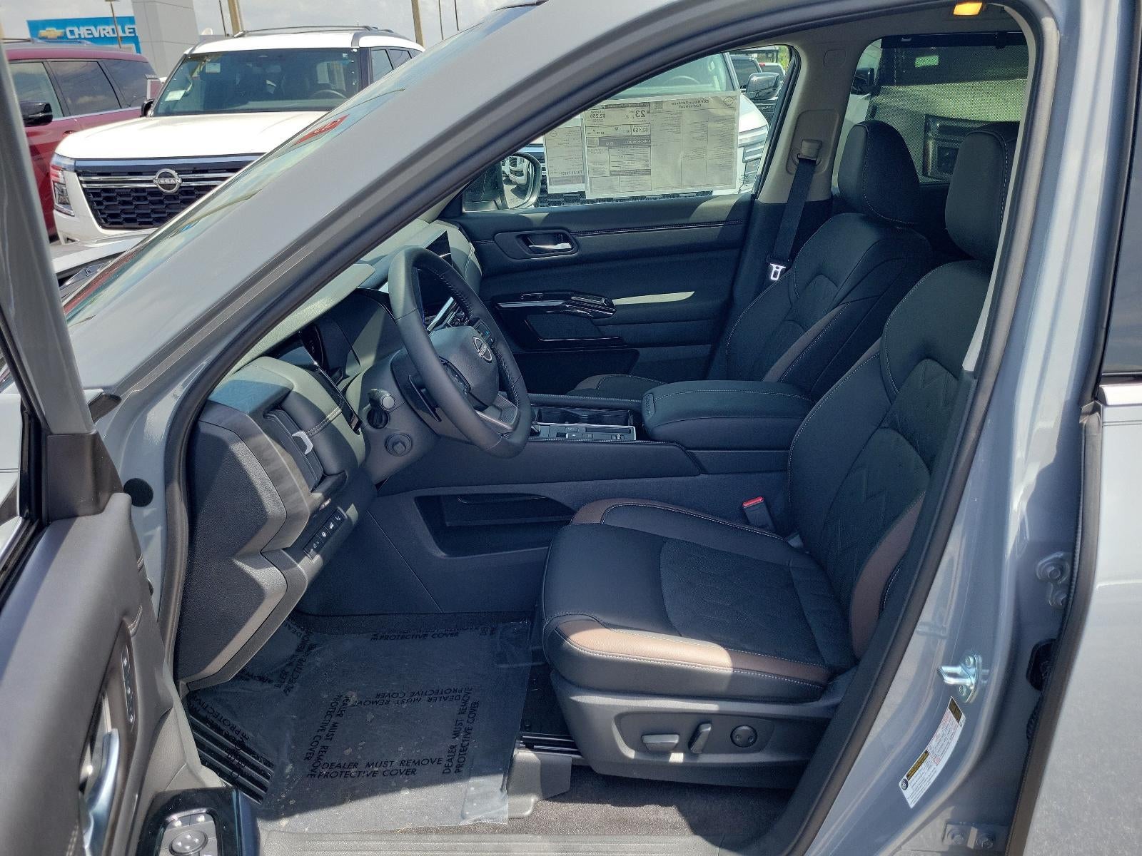 2026 Nissan Pathfinder Platinum 2WD
